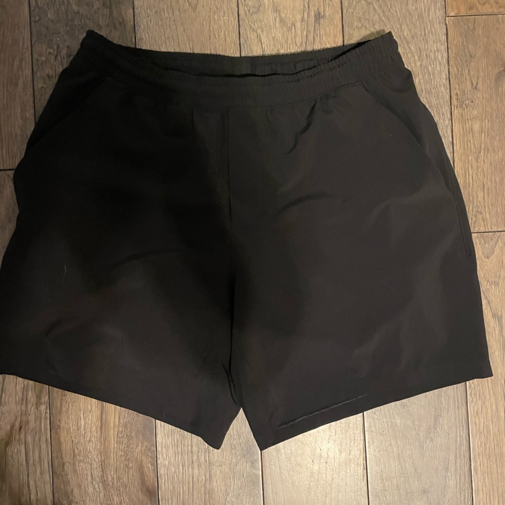 Lululemon Large shorts with liner